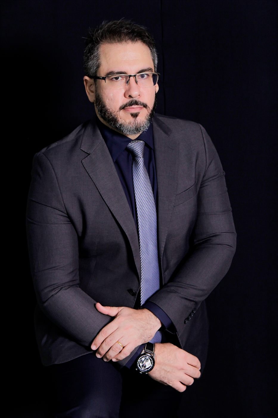Dr. Rodrigo Miranda disponível para atendimento